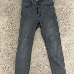 Madewell 10’’ high rise skinny jeans with destructed hemming